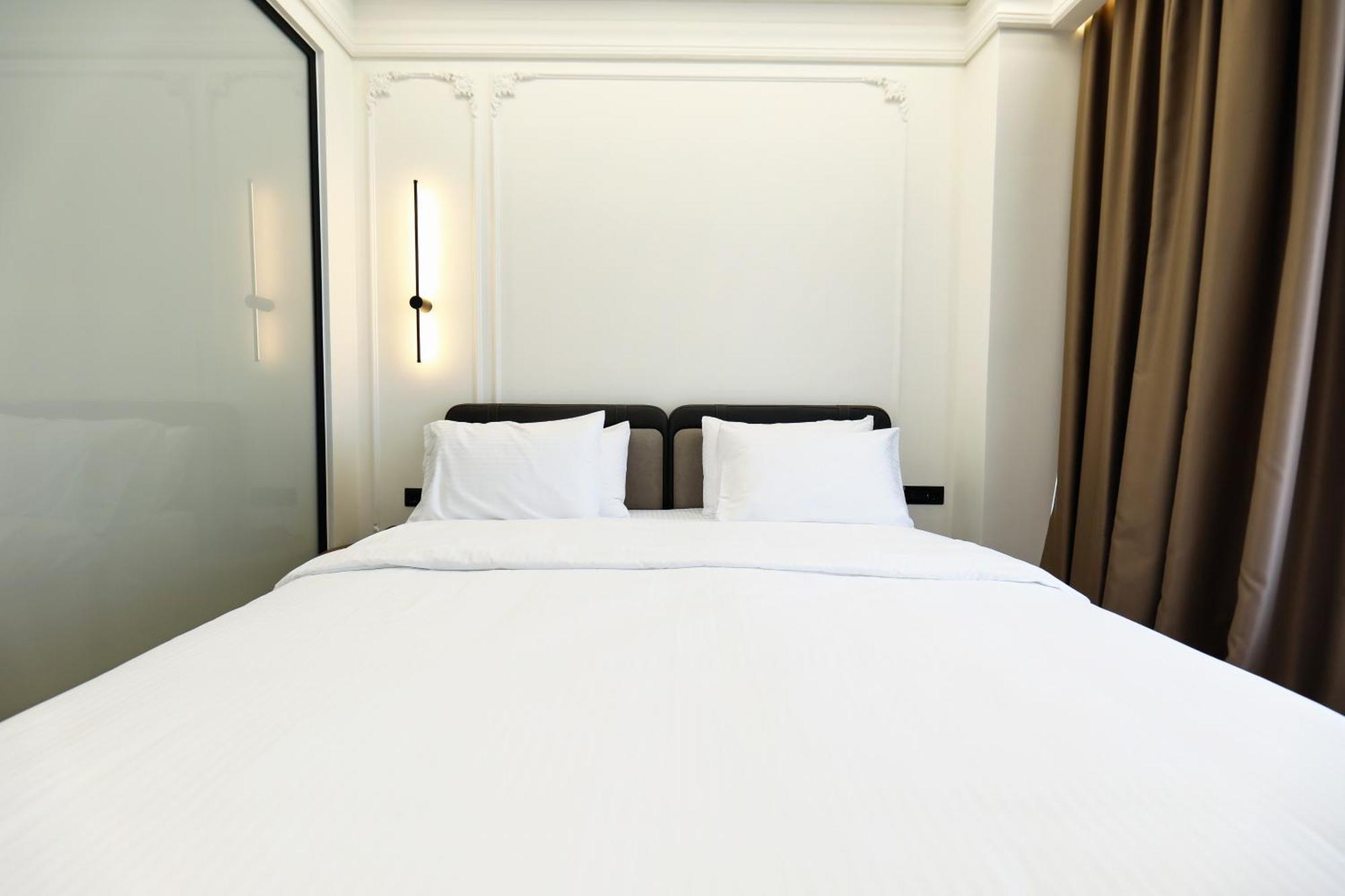 Hotel Adore Vlorë Buitenkant foto